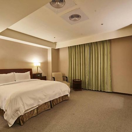 Family Hotel Taipei Zhonghe  Exterior photo