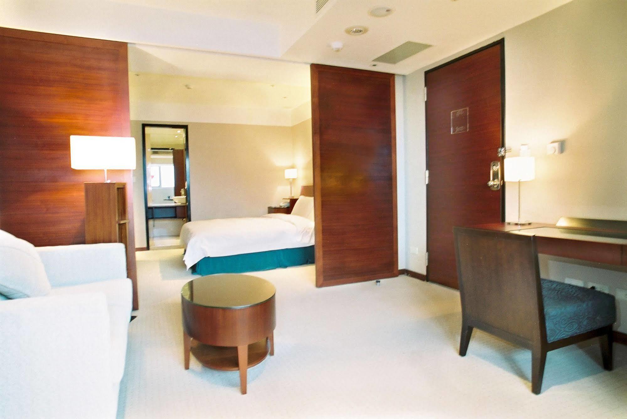 Family Hotel Taipei Zhonghe  Exterior photo